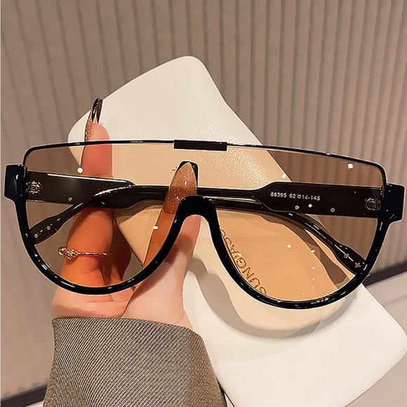 Rebellious Rose Accessories - 1pc Classic Traveling Half Frame Cut Edge Y2k Personalized Fashion Sunglasses